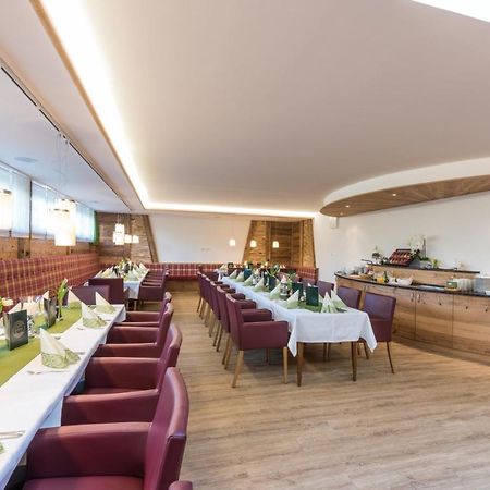 Gasthof Pension Auzinger Meggenhofen ภายนอก รูปภาพ
