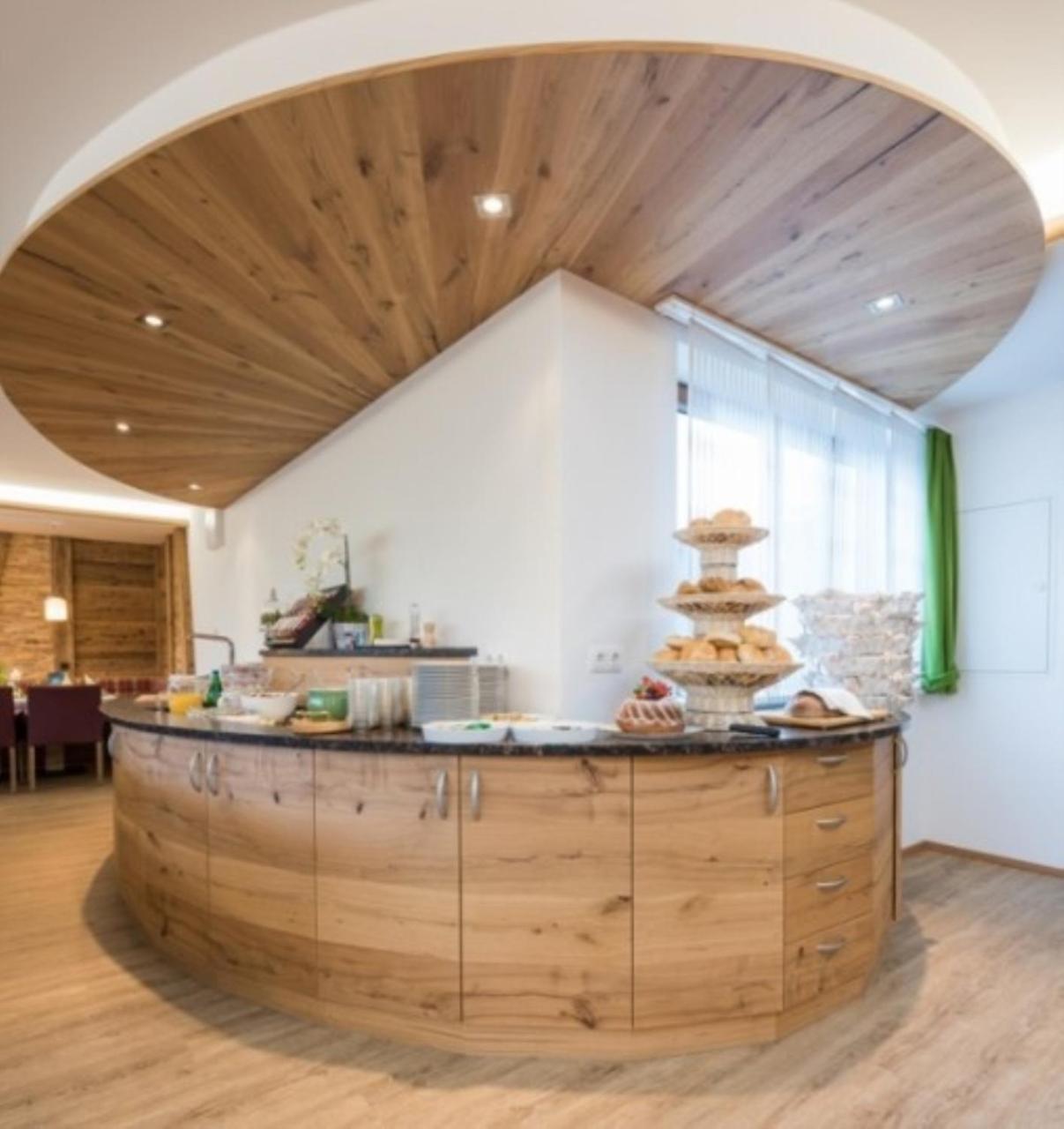 Gasthof Pension Auzinger Meggenhofen ภายนอก รูปภาพ