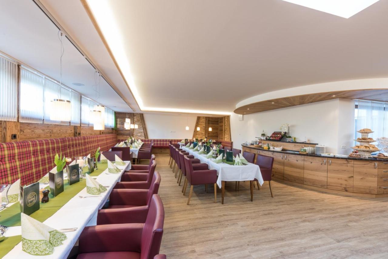 Gasthof Pension Auzinger Meggenhofen ภายนอก รูปภาพ